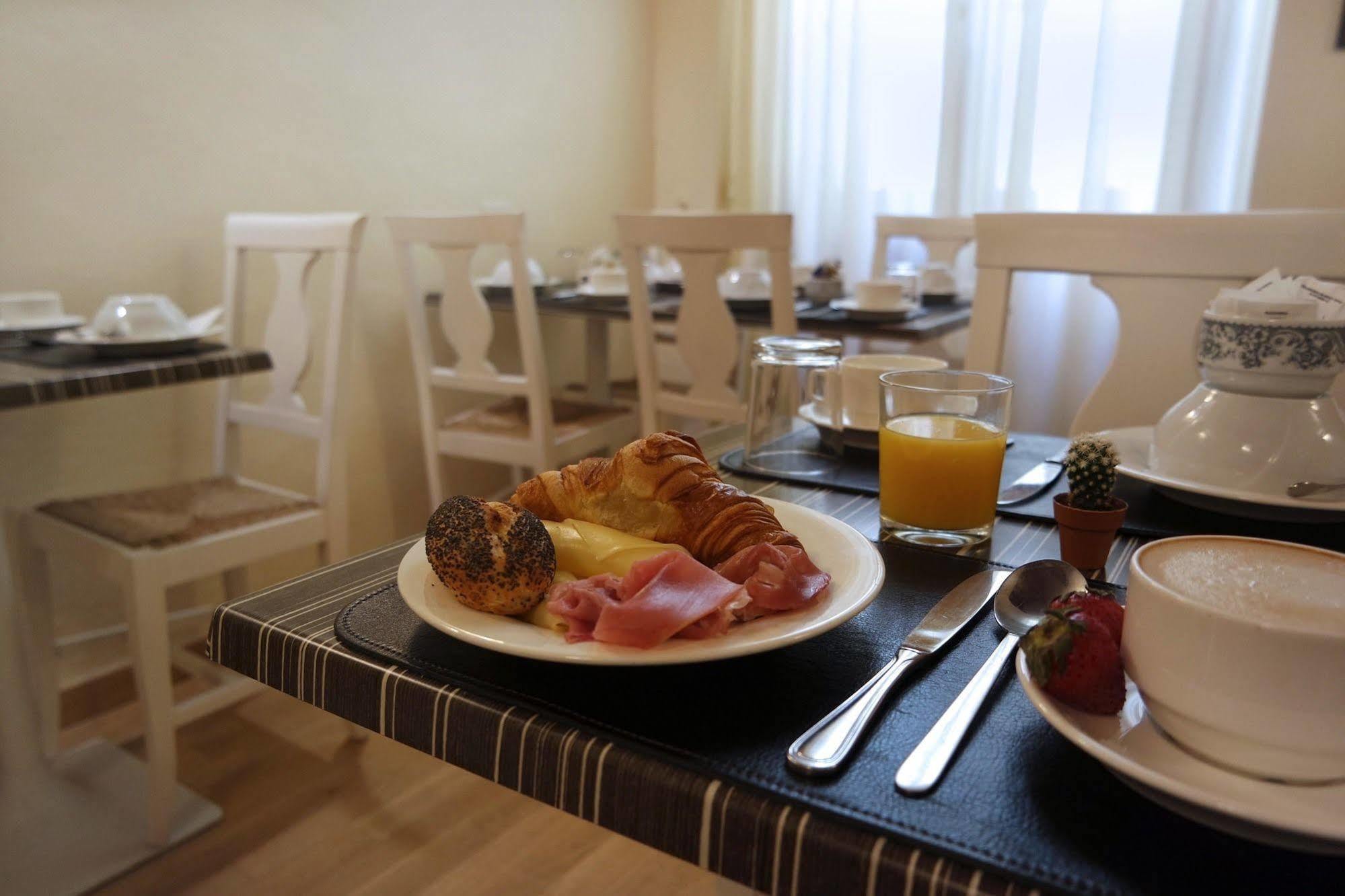 B&B Repubblica Firenze Eksteriør billede