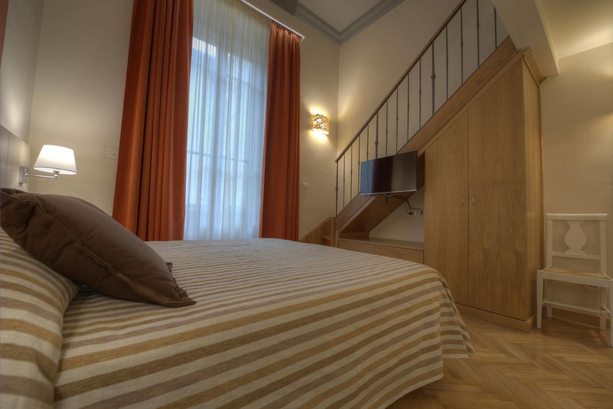 B&B Repubblica Firenze Eksteriør billede